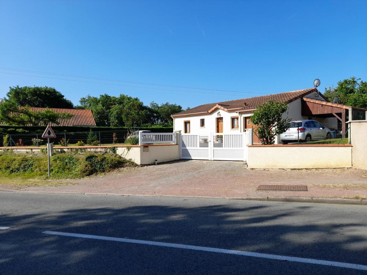 La Belle Maisonnette Montmorillon Extérieur photo